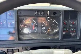 Volvo FH12 460, 338 kW, дизель, механическая