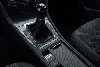 Volkswagen Golf, 1.5, 96 kW, bensiin, manuaal, esivedu