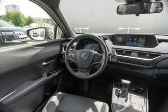 Lexus UX 250, 2.0, 135 kW, bensiin, automaat