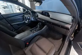 Mazda 3, 2.0, 110 kW, hübriid, automaat, esivedu