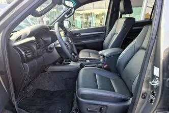 Toyota Hilux, 2.8, 150 kW, diesel, automatic, four-wheel drive