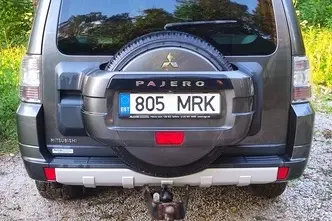 Mitsubishi Pajero, 3.2, 147 kW, diesel, automatic, four-wheel drive