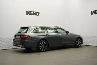 Mercedes-Benz E 300, 2.0, 143 kW, подключаемый гибрид, автомат, задний привод