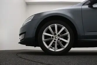 Škoda Octavia, 1.2, 81 kW, bensiin, manuaal, esivedu