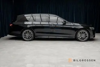 Mercedes-Benz AMG, 3.0, 320 kW, bensiin, automaat, nelikvedu
