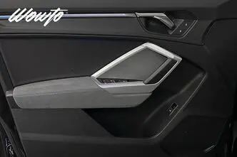 Audi Q3, 1.5, 110 kW, бензин, автомат, полный привод