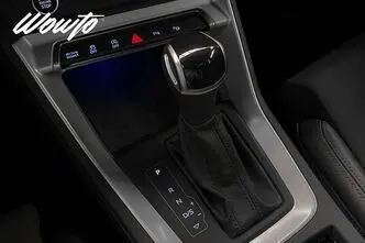 Audi Q3, 1.5, 110 kW, бензин, автомат, полный привод
