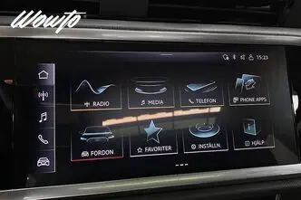 Audi Q3, 1.5, 110 kW, бензин, автомат, полный привод