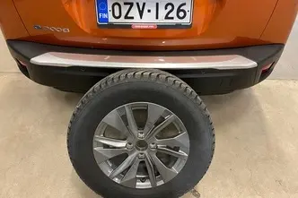 Peugeot e-2008, электричество, автомат, передний привод