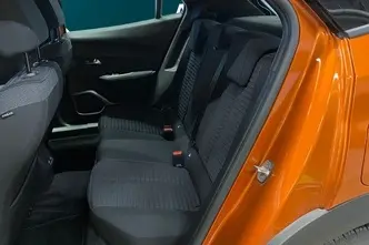 Peugeot e-2008, 100 kW, электричество, автомат, передний привод