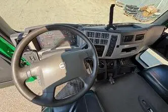 Volvo FL250 4x2 EURO 6 SIDE OPEN BOX, 188 kW, дизель, автомат