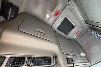 Volvo FH440, 324 kW, дизель, автомат