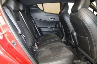 Toyota C-HR, 1.8, 72 kW, hybrid, automatic, front-wheel drive