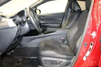 Toyota C-HR, 1.8, 72 kW, hybrid, automatic, front-wheel drive