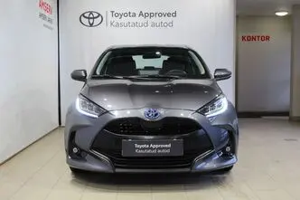 Toyota Yaris, 1.5, 68 kW, hybrid, automatic, front-wheel drive