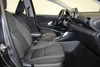 Toyota Yaris, 1.5, 68 kW, hybrid, automatic, front-wheel drive