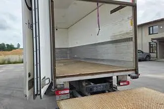 Volvo FM330 4X2, 250 kW, дизель, автомат