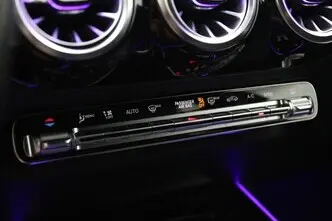 Mercedes-Benz B 200, 1.3, 120 kW, бензин, автомат, передний привод