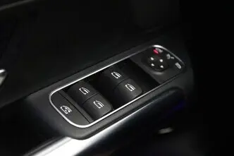 Mercedes-Benz B 200, 1.3, 120 kW, бензин, автомат, передний привод