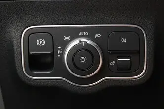 Mercedes-Benz B 200, 1.3, 120 kW, бензин, автомат, передний привод