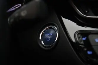 Toyota C-HR, 1.8, 90 kW, hybrid, automatic, front-wheel drive