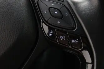 Toyota C-HR, 1.8, 90 kW, hybrid, automatic, front-wheel drive