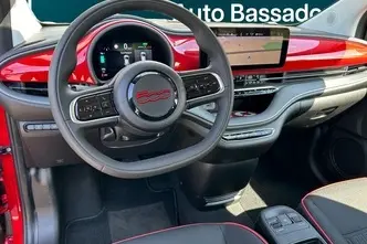 Fiat 500e, 87 kW, elekter, automaat, esivedu