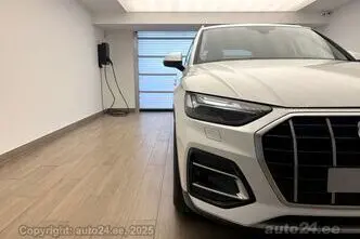 Audi Q5, 2.0, 120 kW, diesel, automatic, front-wheel drive
