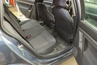 Opel Vectra, 2.2, 114 kW, bensiin, automaat, esivedu