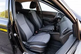 Hyundai i20, 1.0, 74 kW, bensiin, automaat, esivedu