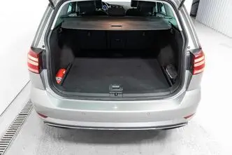 Volkswagen Golf, 1.5, 110 kW, bensiin, automaat