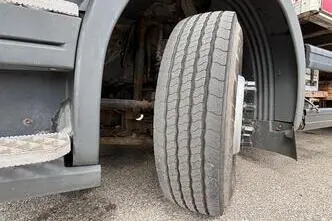 Scania P400, 294 kW, дизель, автомат