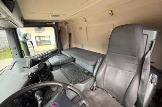 Scania P400, 294 kW, дизель, автомат
