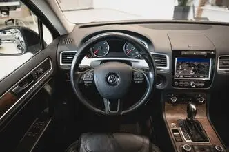 Volkswagen Touareg, 3.0, 180 kW, дизель, автомат, полный привод