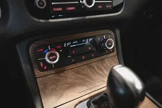 Volkswagen Touareg, 3.0, 180 kW, дизель, автомат, полный привод