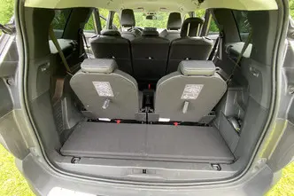 Peugeot 5008, 1.5, 96 kW, дизель, автомат, передний привод