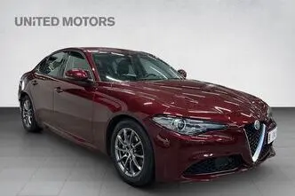 Alfa Romeo Giulia, 2.0, 147 kW, бензин, автомат, задний привод