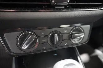 Škoda Fabia, 1.0, 81 kW, бензин, автомат, передний привод