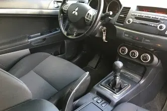 Mitsubishi Lancer, 2.2, 103 kW, дизель, механическая, передний привод