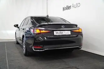 Lexus ES 300, 2.5, 131 kW, bensiin, automaat, esivedu