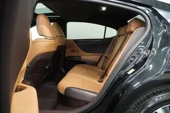 Lexus ES 300, 2.5, 131 kW, bensiin, automaat, esivedu