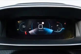 Peugeot 208, 1.2, 74 kW, bensiin, automaat, esivedu