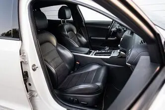 Kia Stinger, 3.3, 272 kW, бензин, автомат, полный привод