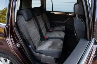 Volkswagen Touran, 1.4, 110 kW, bensiin, automaat, esivedu