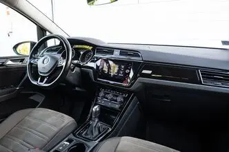 Volkswagen Touran, 1.4, 110 kW, bensiin, automaat, esivedu