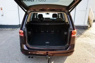 Volkswagen Touran, 1.4, 110 kW, bensiin, automaat, esivedu