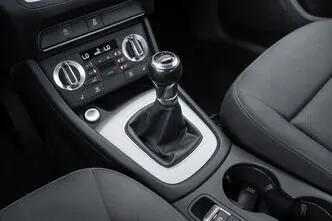 Audi Q3, 2.0, 103 kW, diisel, manuaal, esivedu
