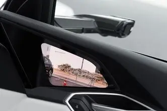 Audi Q8 e-tron, 300 kW, электричество, механическая, полный привод