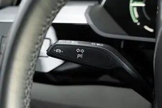 Audi Q8 e-tron, 300 kW, электричество, механическая, полный привод