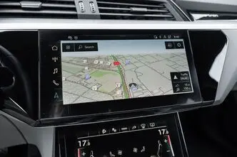 Audi Q8 e-tron, 300 kW, электричество, механическая, полный привод